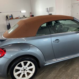 VOLKSWAGEN BEETLE CONVERTIBLE 2.0T FINAL EDITION SEL - 9