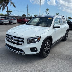 MERCEDES-BENZ GLB - 1