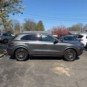 PORSCHE CAYENNE - 10