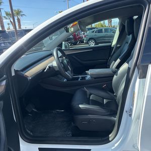 صورة مصغرة 31 لـ 2023 Tesla MODEL Y LONG RANGE