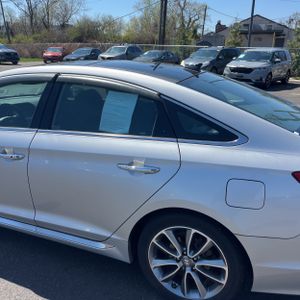 HYUNDAI SONATA LIMITED - 6