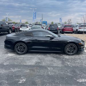 FORD MUSTANG ECOBOOST - 10