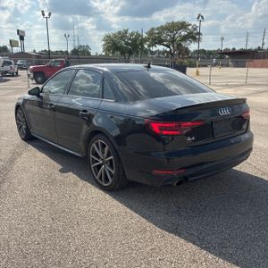 AUDI A4 2.0T PREMIUM - 5