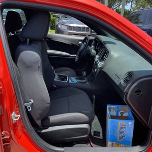 صورة مصغرة 32 لـ 2019 Dodge CHARGER SXT