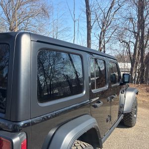 JEEP WRANGLER WILLYS 4XE - 9