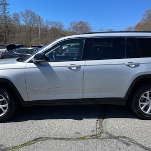 JEEP GRAND CHEROKEE L LIMITED - 4