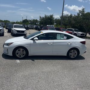 2019 Hyundai ELANTRA SE — фото 3