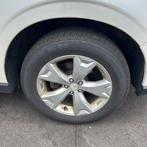 صورة مصغرة 20 لـ 2014 Subaru FORESTER 2.5I LIMITED