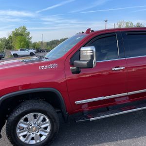 CHEVROLET SILVERADO 2500HD HIGH COUNTRY - 2