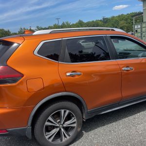 2019 Nissan ROGUE SV — фото 8