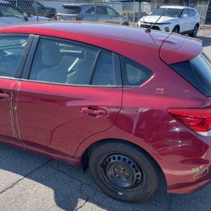 SUBARU IMPREZA 2.0I - 6