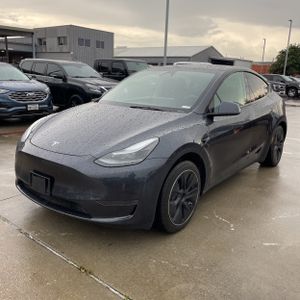 TESLA MODEL Y LONG RANGE - 1