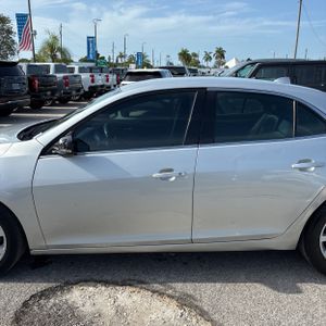 2013 Chevrolet MALIBU LT — фото 4