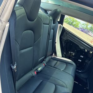صورة مصغرة 34 لـ 2023 Tesla MODEL 3 BASE