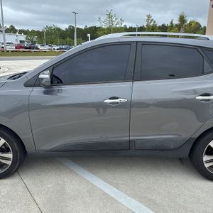 HYUNDAI TUCSON - 4