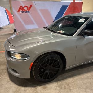 DODGE CHARGER SXT - 2