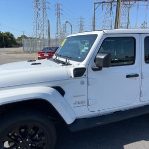 JEEP WRANGLER 4XE SAHARA 4X4 - 2