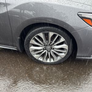 2018 Acura RLX W/TECH — миниатюра 20