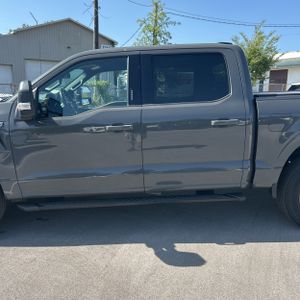صورة 4 لـ 2021 FORD F-150 XLT