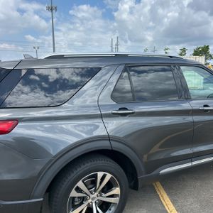 FORD EXPLORER PLATINUM - 9