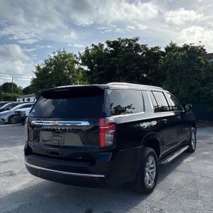 صورة 8 لـ 2023 Chevrolet SUBURBAN LT