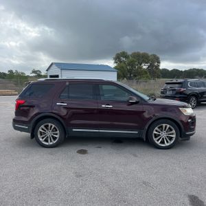 FORD EXPLORER LIMITED - 10