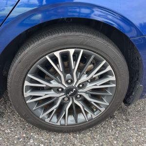2024 KIA FORTE GT-LINE — миниатюра 18