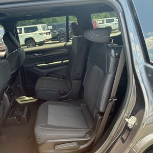 2025 JEEP GRAND CHEROKEE L LAREDO X — миниатюра 34