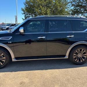 2017 Nissan ARMADA PLATINUM — фото 4