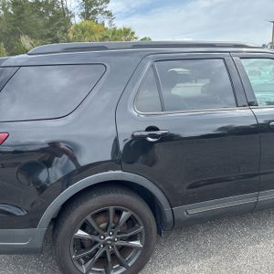 FORD EXPLORER XLT - 9