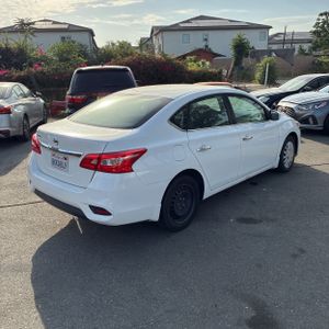 2017 Nissan SENTRA S — фото 8