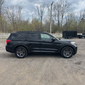 FORD EXPLORER XLT - 10