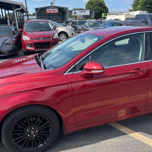 FORD FUSION SE - 2
