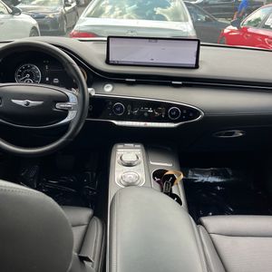 صورة 32 لـ 2025 Genesis GV70 2.5T STANDARD