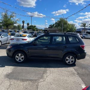 SUBARU FORESTER X - 3