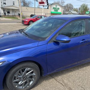 HYUNDAI ELANTRA SEL - 2