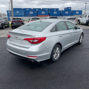 HYUNDAI SONATA BASE - 8
