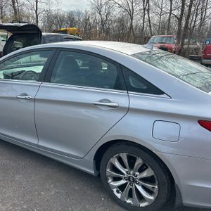 HYUNDAI SONATA LIMITED 2.0T - 6