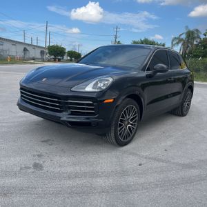2019 Porsche CAYENNE BASE — фото 1