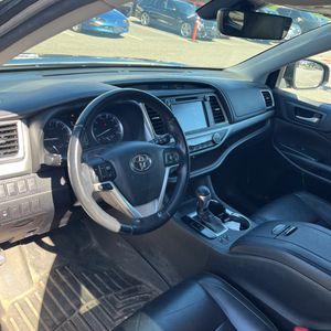 2018 Toyota HIGHLANDER XLE — фото 37