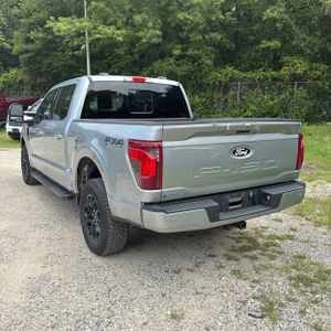 صورة 5 لـ 2024 FORD F-150 XLT