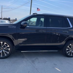 CHEVROLET TAHOE HIGH COUNTRY - 4