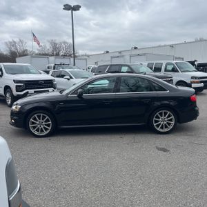 AUDI A4 2.0T PREMIUM - 3