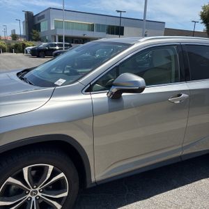 صورة 2 لـ 2022 Lexus RX 350 BASE
