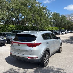 KIA SPORTAGE EX - 8