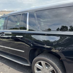 صورة 5 لـ 2018 Cadillac ESCALADE ESV LUXURY