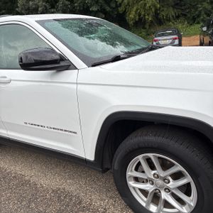 صورة 13 لـ 2023 JEEP GRAND CHEROKEE LAREDO X