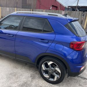 HYUNDAI VENUE LIMITED - 6