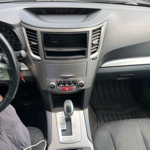 2010 Subaru OUTBACK PREMIUM — миниатюра 36