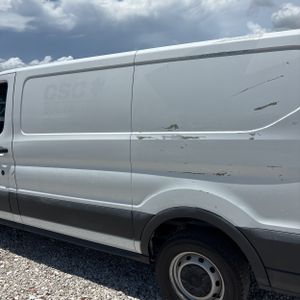 FORD TRANSIT 150 - 6